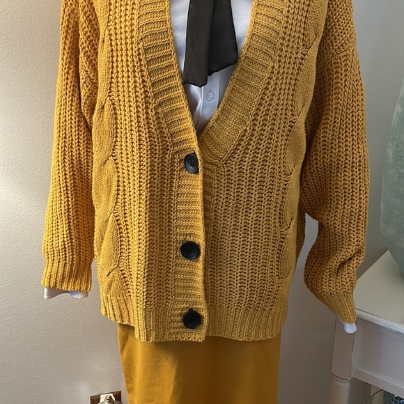 Golden Yellow\Mustard Sweater - Picture 2 of 10